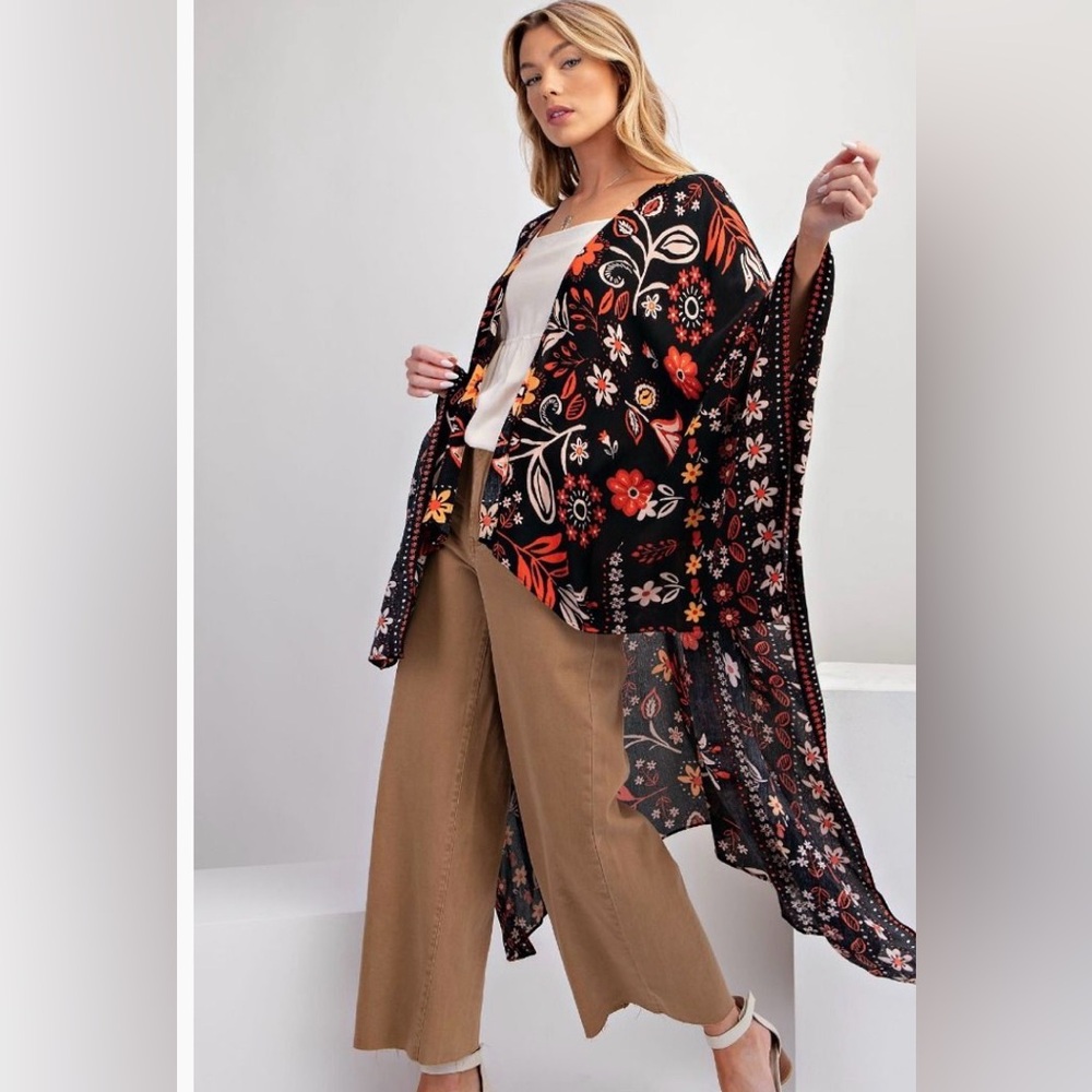 🛍️ #136 EASEL ALL I NEED FLOWY KIMONO - Black